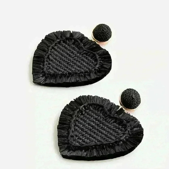 J Crew Oversized Heart Raffia Earrings - Picture 1 of 2